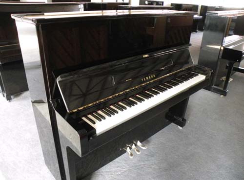 Yamaha 二手钢琴